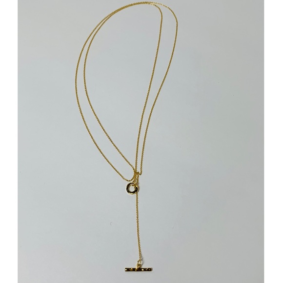 Dainty Gold Chain with Toggle & Loop Design - Picture 3 of 4